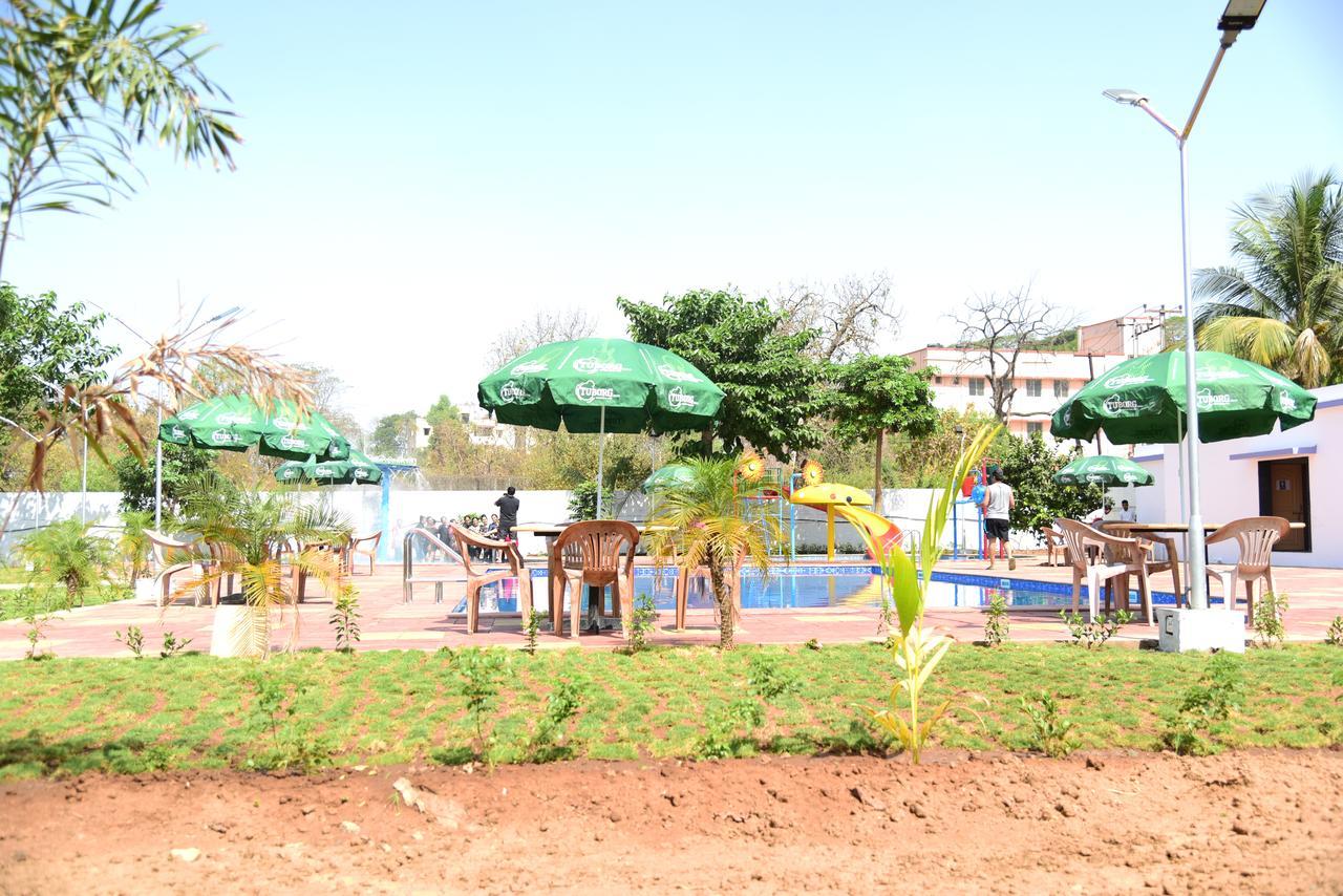 River Touch Resort Silvassa Bagian luar foto