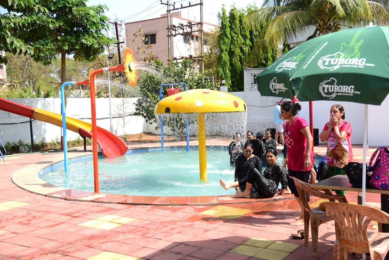 River Touch Resort Silvassa Bagian luar foto