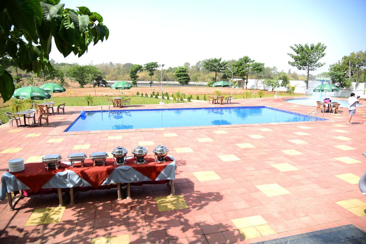 River Touch Resort Silvassa Bagian luar foto